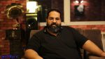 واکنش رضا صادقی به برخورد با نوازندگان خیابانی در رشت